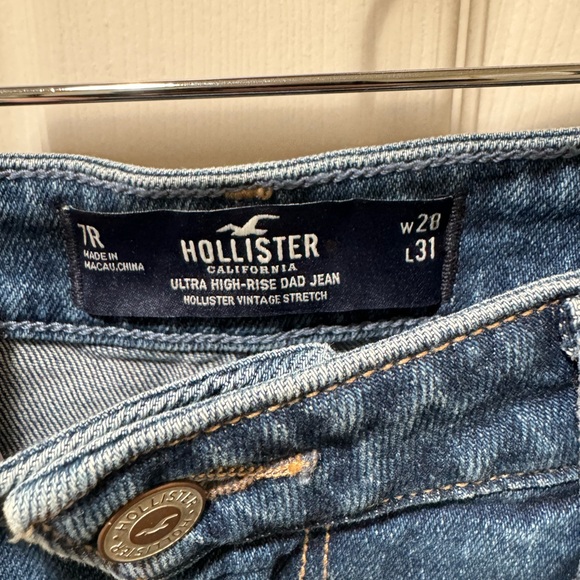 Hollister ultra high rise dad jeans - Picture 6 of 7